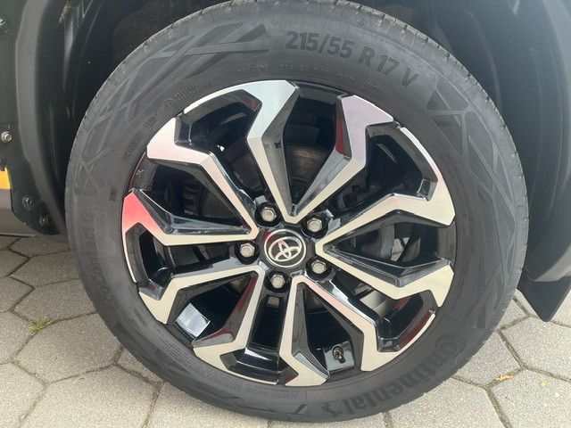 Toyota Yaris Cross Hybrid AWD-i Team Deutschland