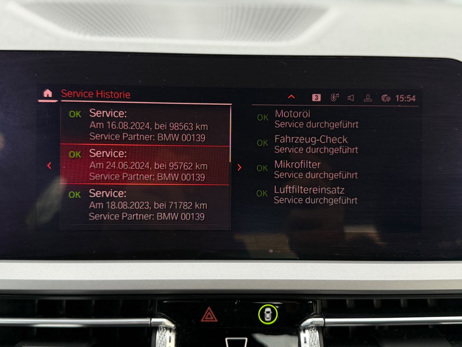 BMW 320d xDrive Lim Aut Leder LED Navi