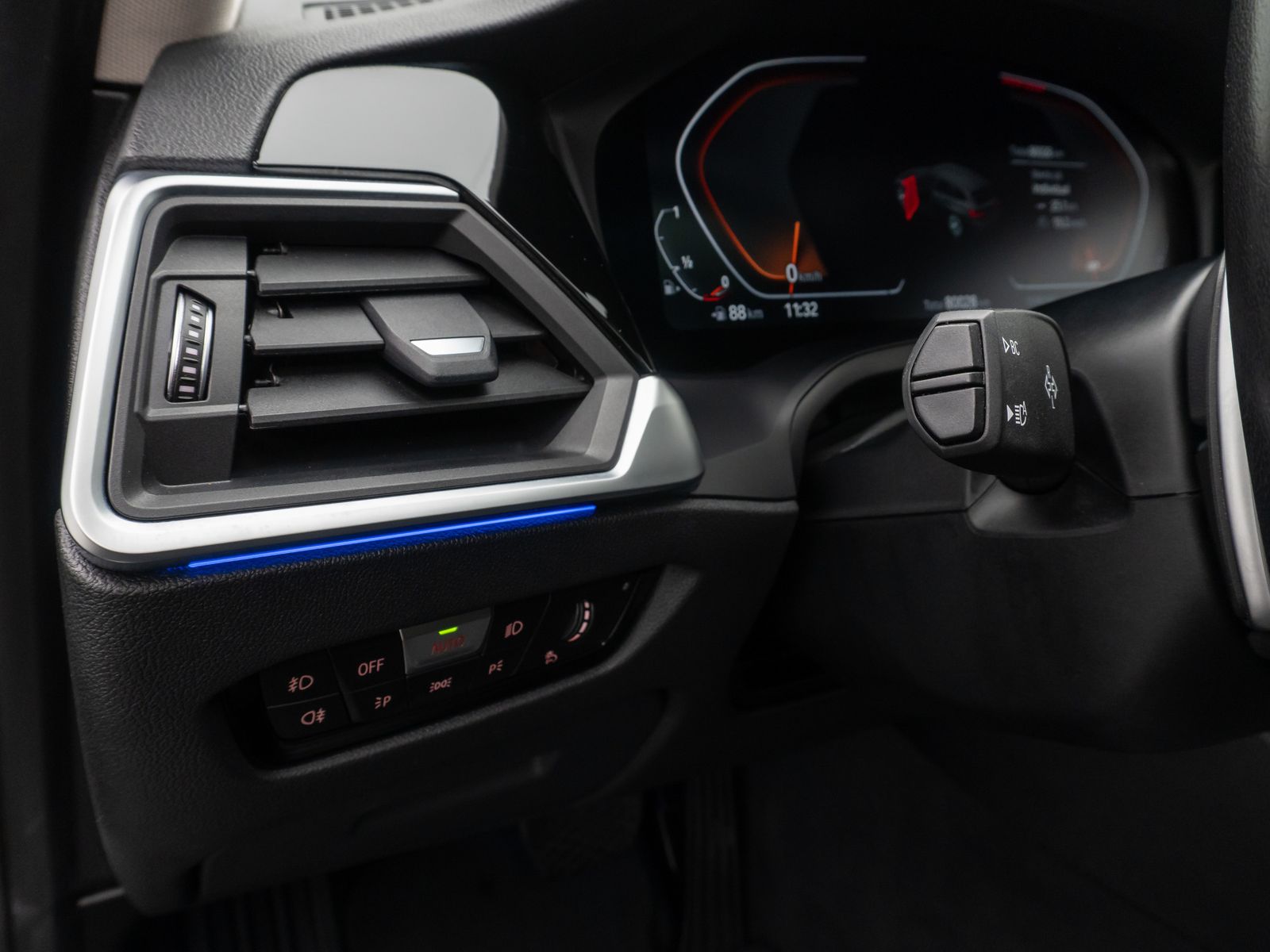 BMW 330i Sport Line - Samsaru's Car Outlet