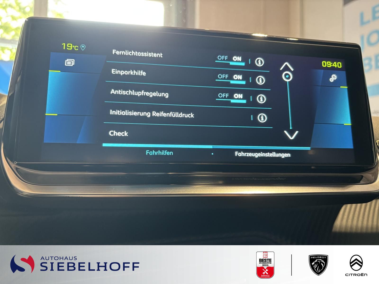 Peugeot e-2008 GT - Samsaru's Car Outlet