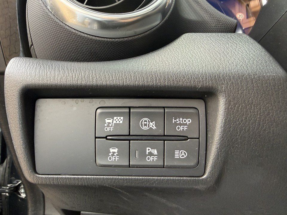 Mazda MX-5 2.0 HOMURA Recaro Bilstein Brembo BOSE Matr