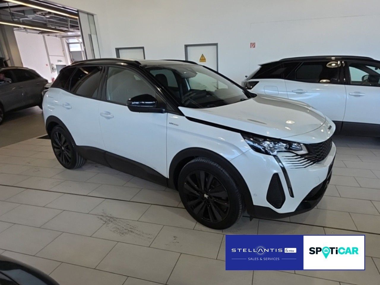 Peugeot 3008 Hybrid 225 GT PANODACH SHZ NAVI CAM