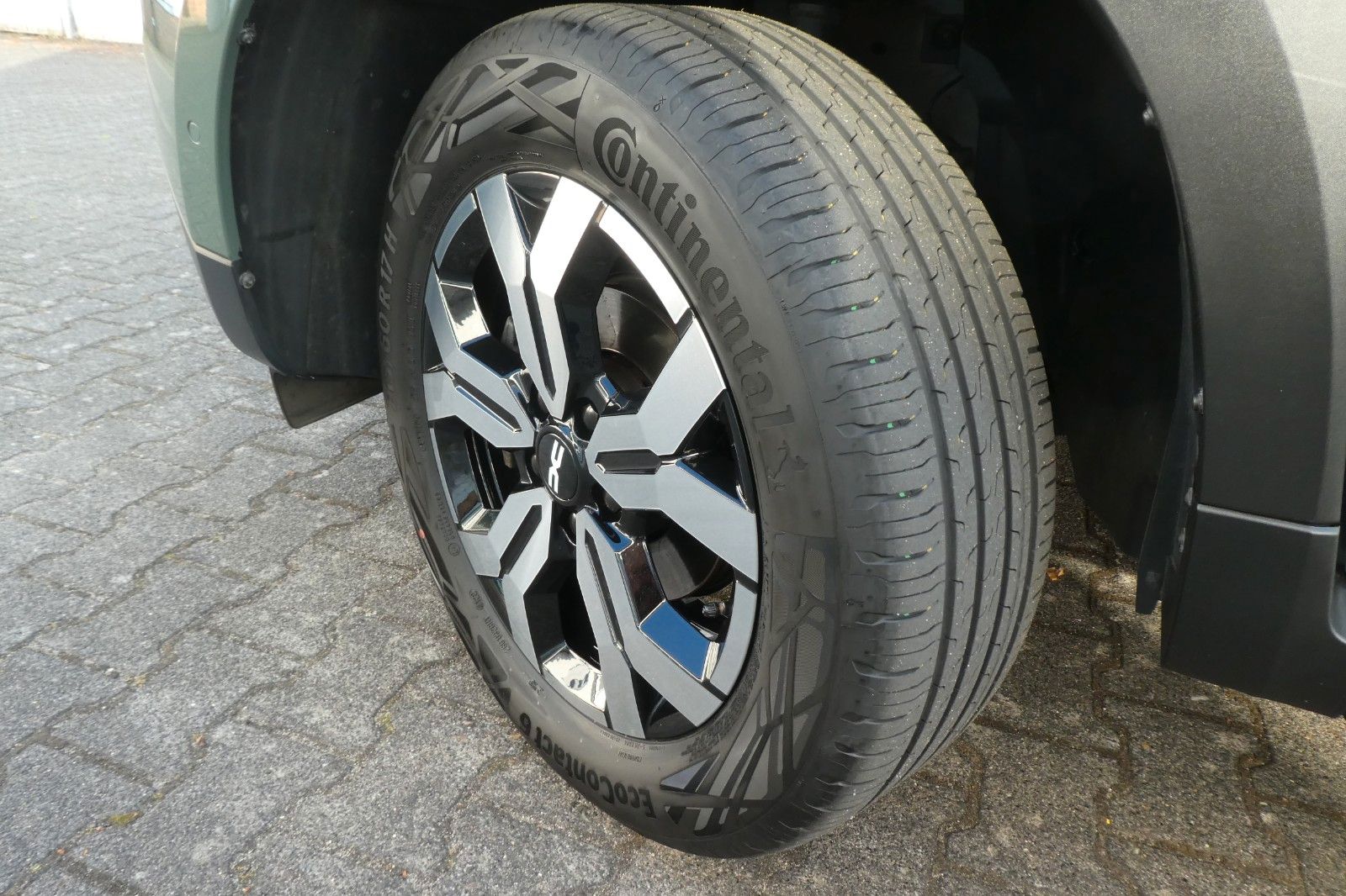 Dacia Duster TCe 130 Journey+ - Samsaru's Car Outlet