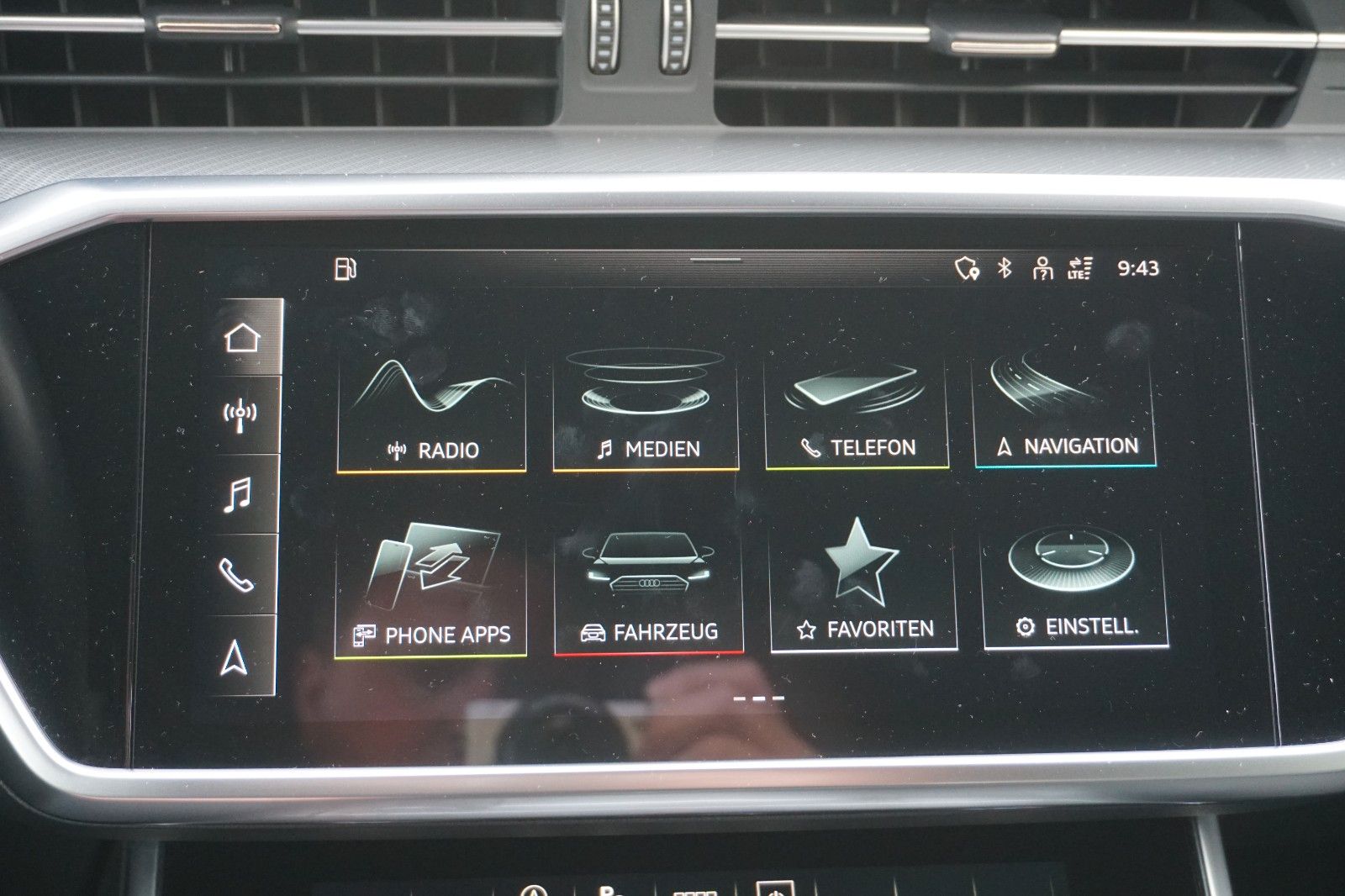 Audi A6 Avant 40 TDI Sport - Samsaru's Car Outlet