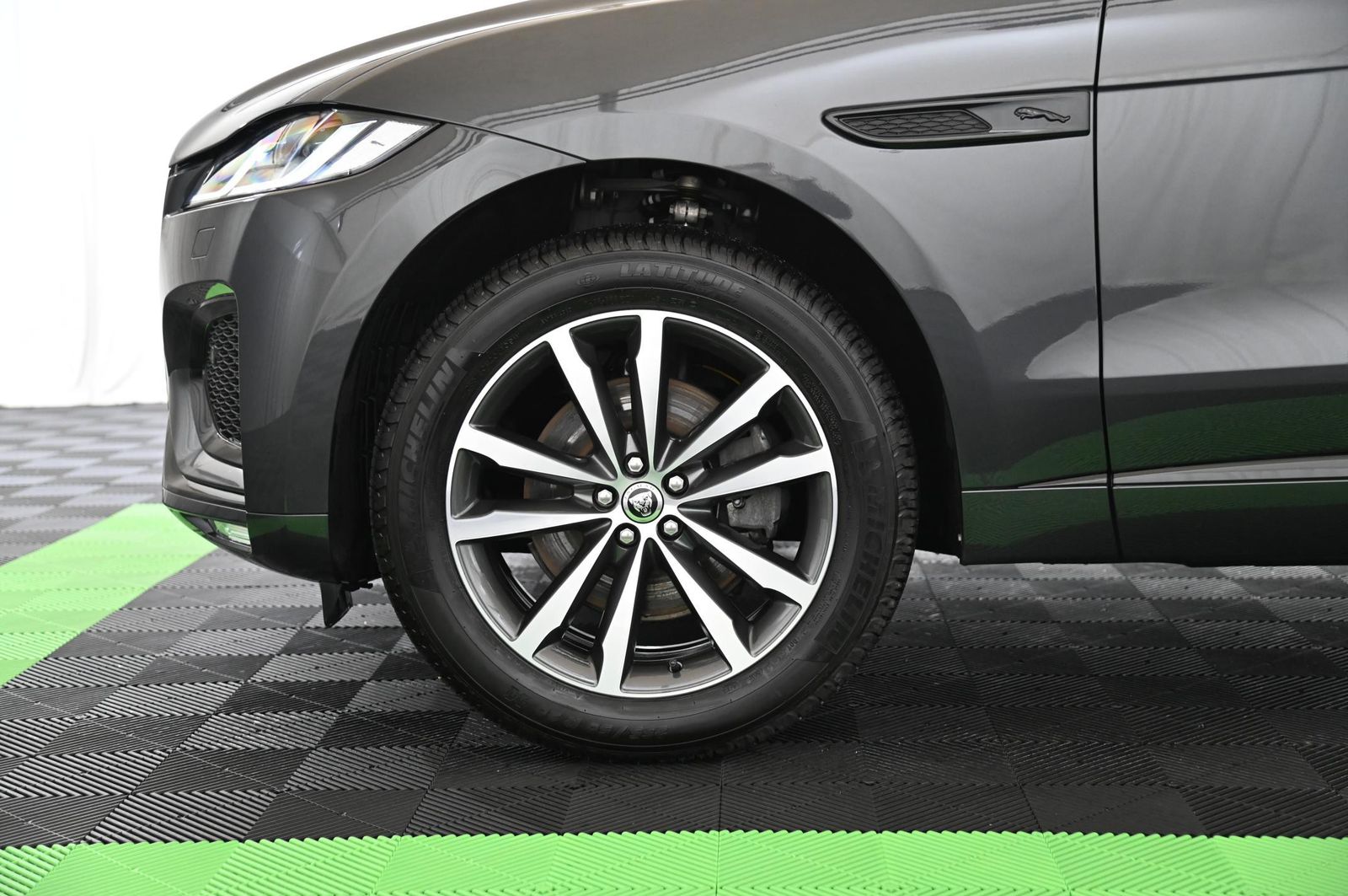 Jaguar F-Pace D200 AWD R-Dynamic SE NAVI/PANO/ACC/20