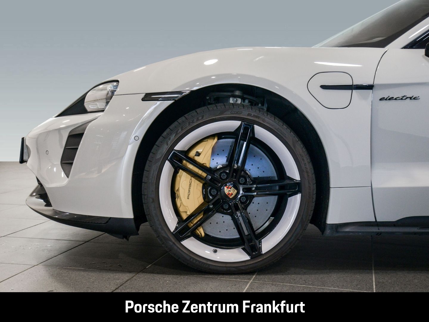 Porsche Taycan Turbo S Burmester Clubleder InnoDrive LED