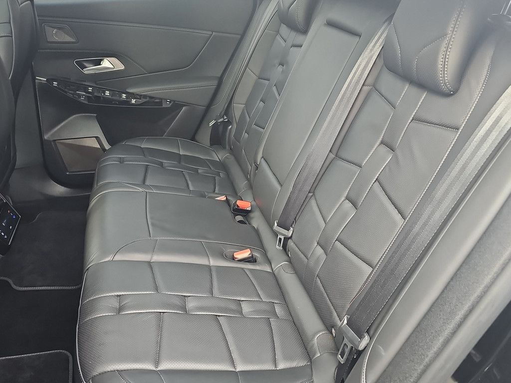 DS Automobiles DS 7 BlueHDI 130 Aut. OPERA LEDER Panoramadach
