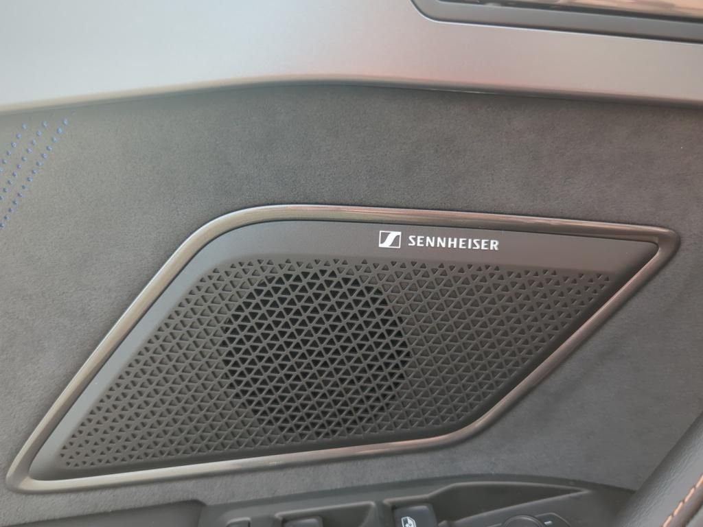 Cupra Leon SP VZ 1.5 eHYB 272PS DSG - Samsaru's Car Outlet