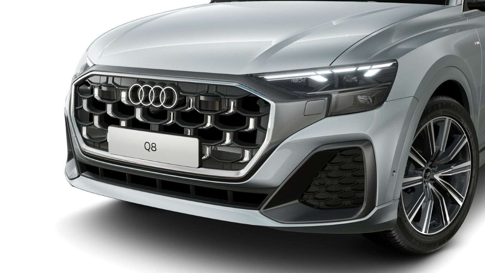 Audi Q8 50 TDI qu S line - Samsaru's Car Outlet