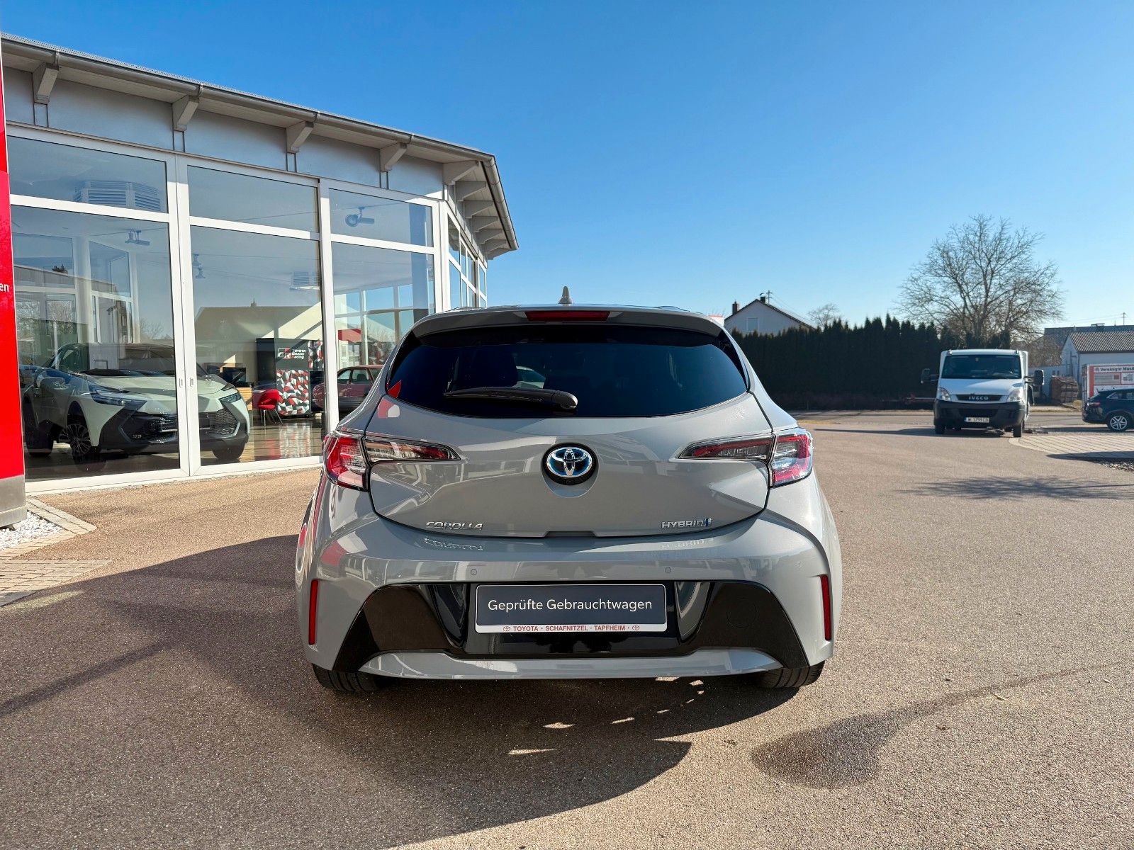 Toyota Corolla 2.0 Hybrid Club - Samsaru's Car Outlet