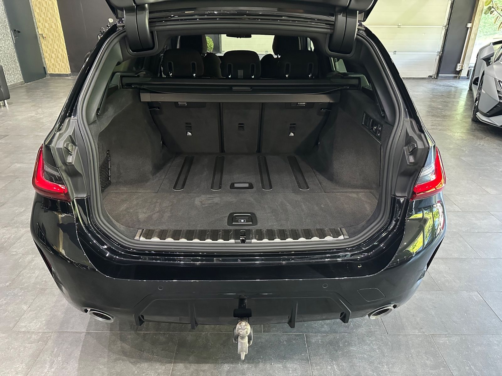 BMW 320 d M Sport /ACC /360°KAMERA / HEAD-UP /1.HAND