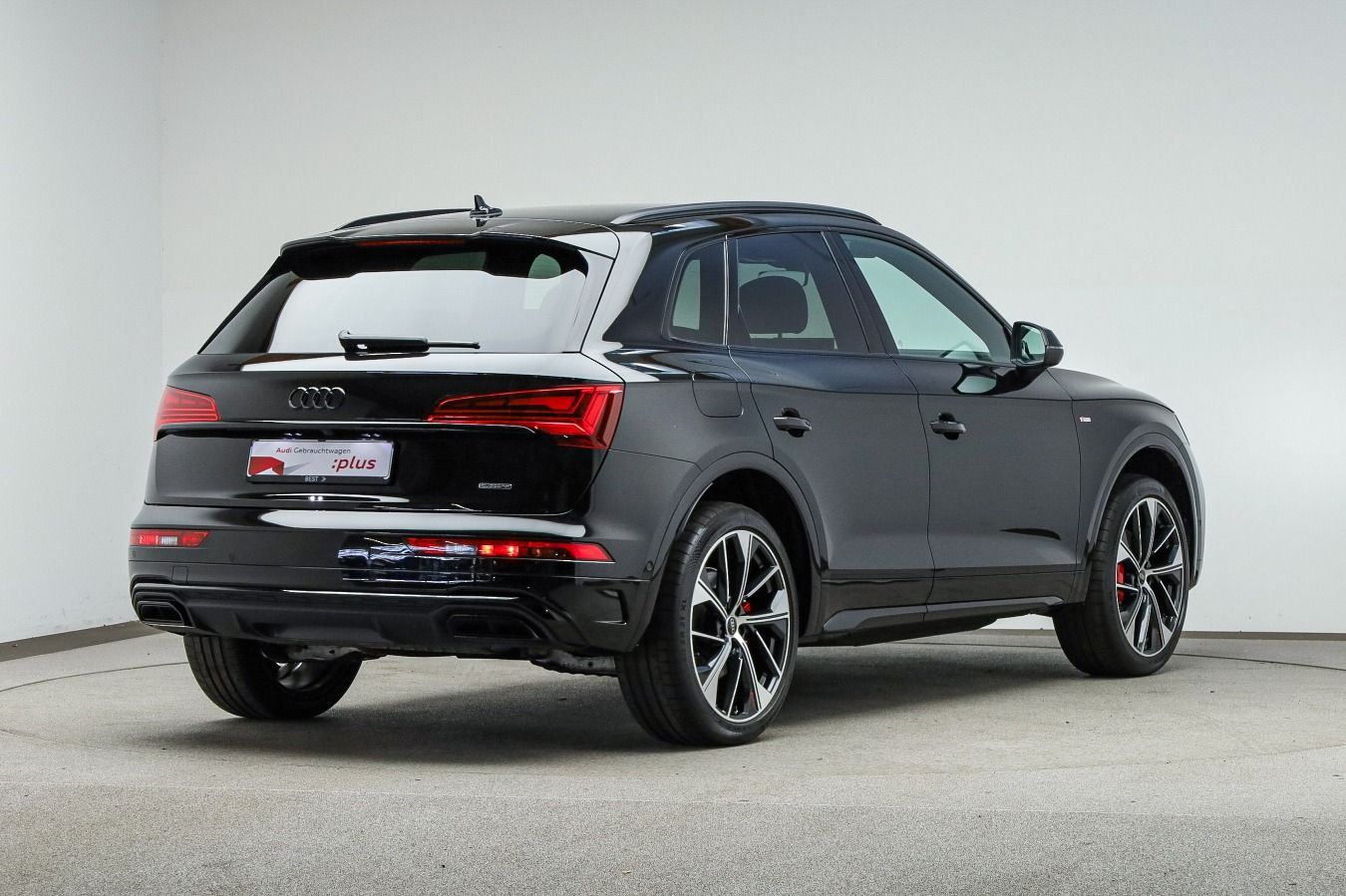 Audi Q5 S line 55 TFSI e qu. AHK, Matrix, Parken, ACC