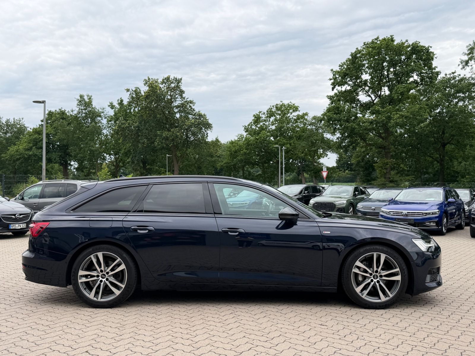 Audi A6 45 TFSI qua S-Line °StdHz°Matrix°360°AHK°HUP