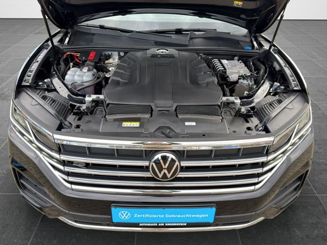 Volkswagen Touareg 3.0TDI 4M R-Line Matrix/AHK/Luft/Dynaudi