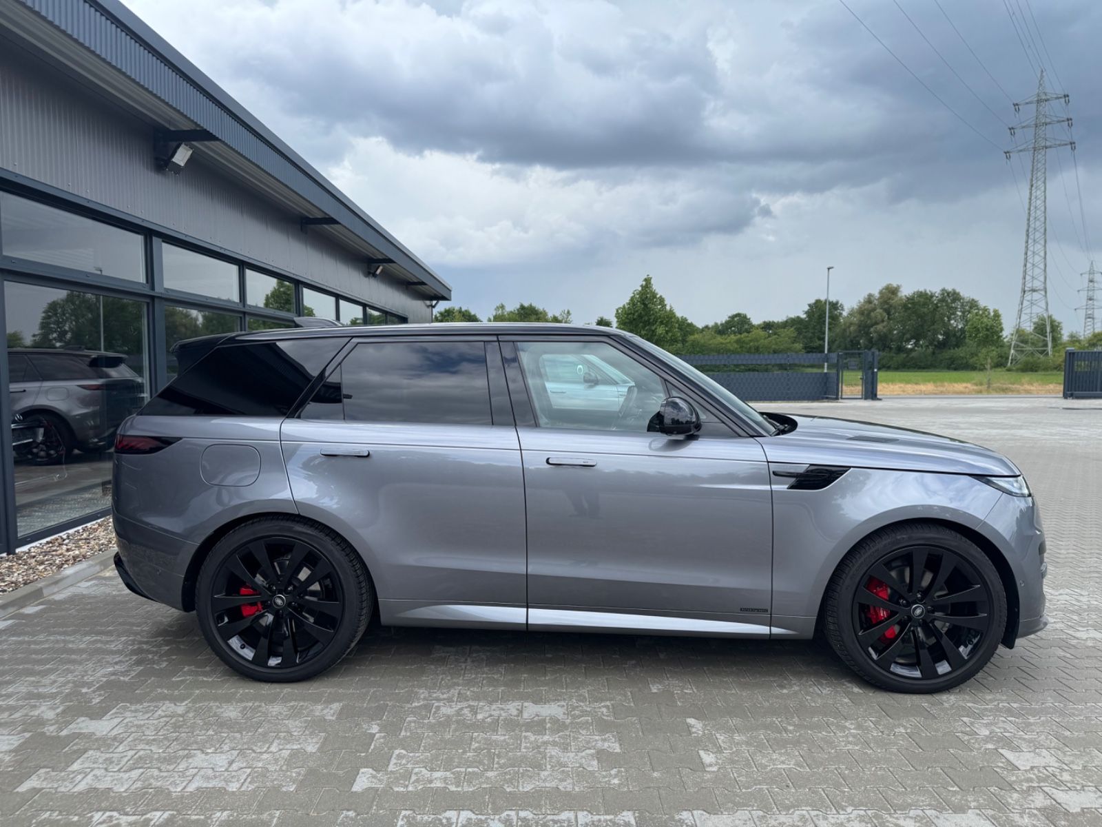 Range Rover Sport Autobiography - Samsaru's Car Outlet