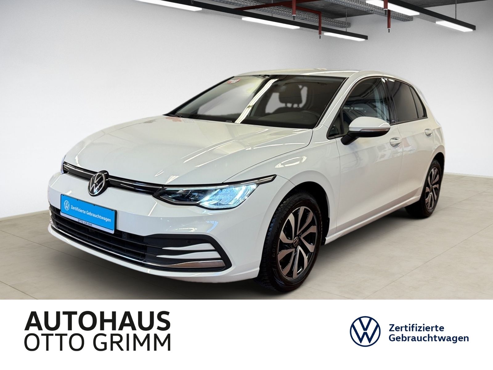 Volkswagen Golf VIII 1.5 TSI Active - Samsaru's Car Outlet