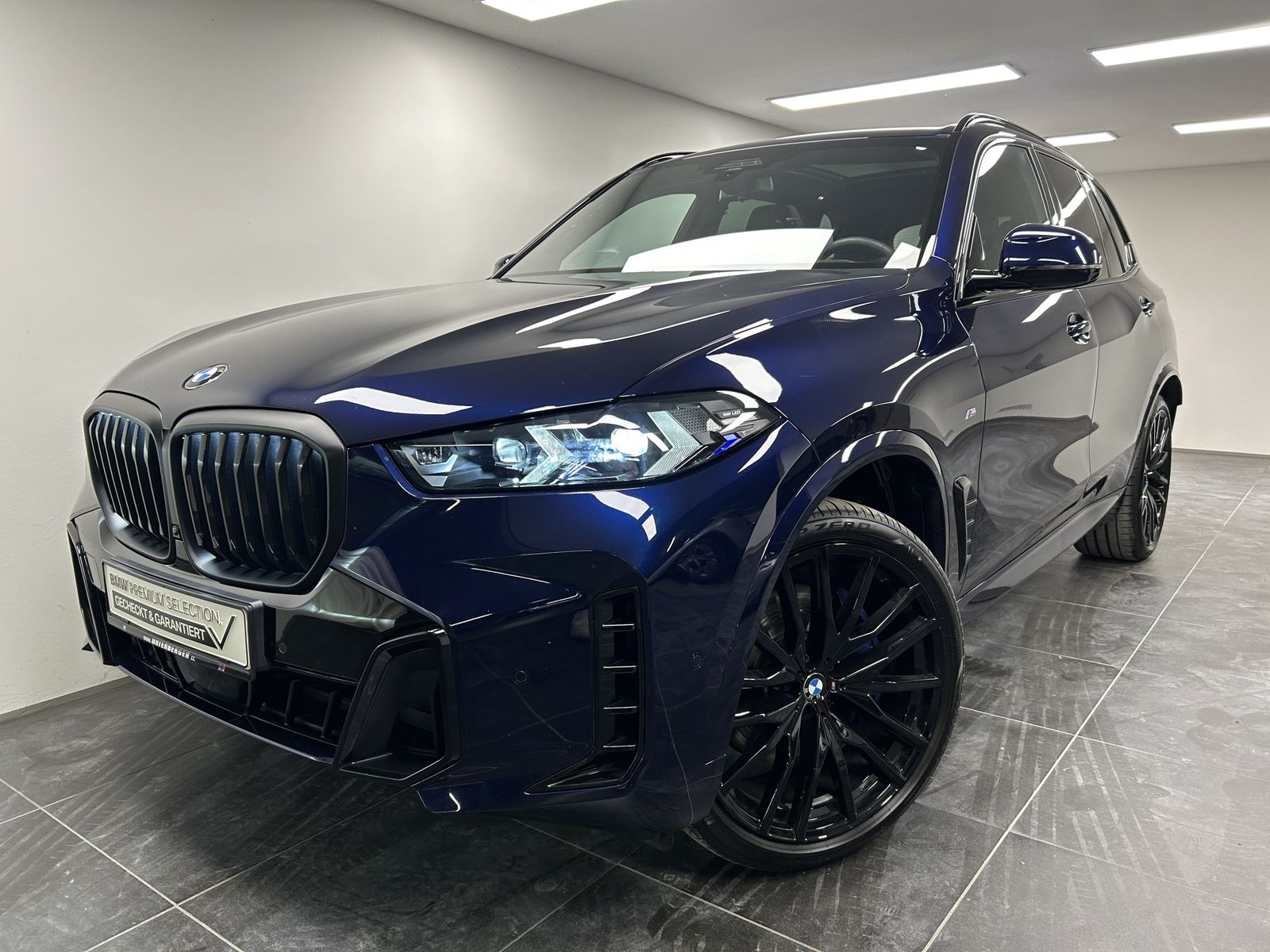 BMW X5 xDrive40d M Sportpaket Pro B&W Pano. AHK DAB