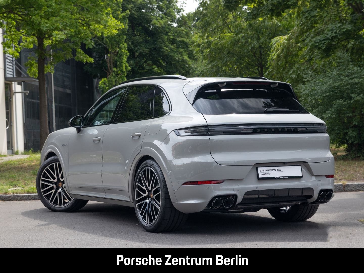 Porsche Cayenne E-Hybrid BOSE InnoDrive Panoramadach LED