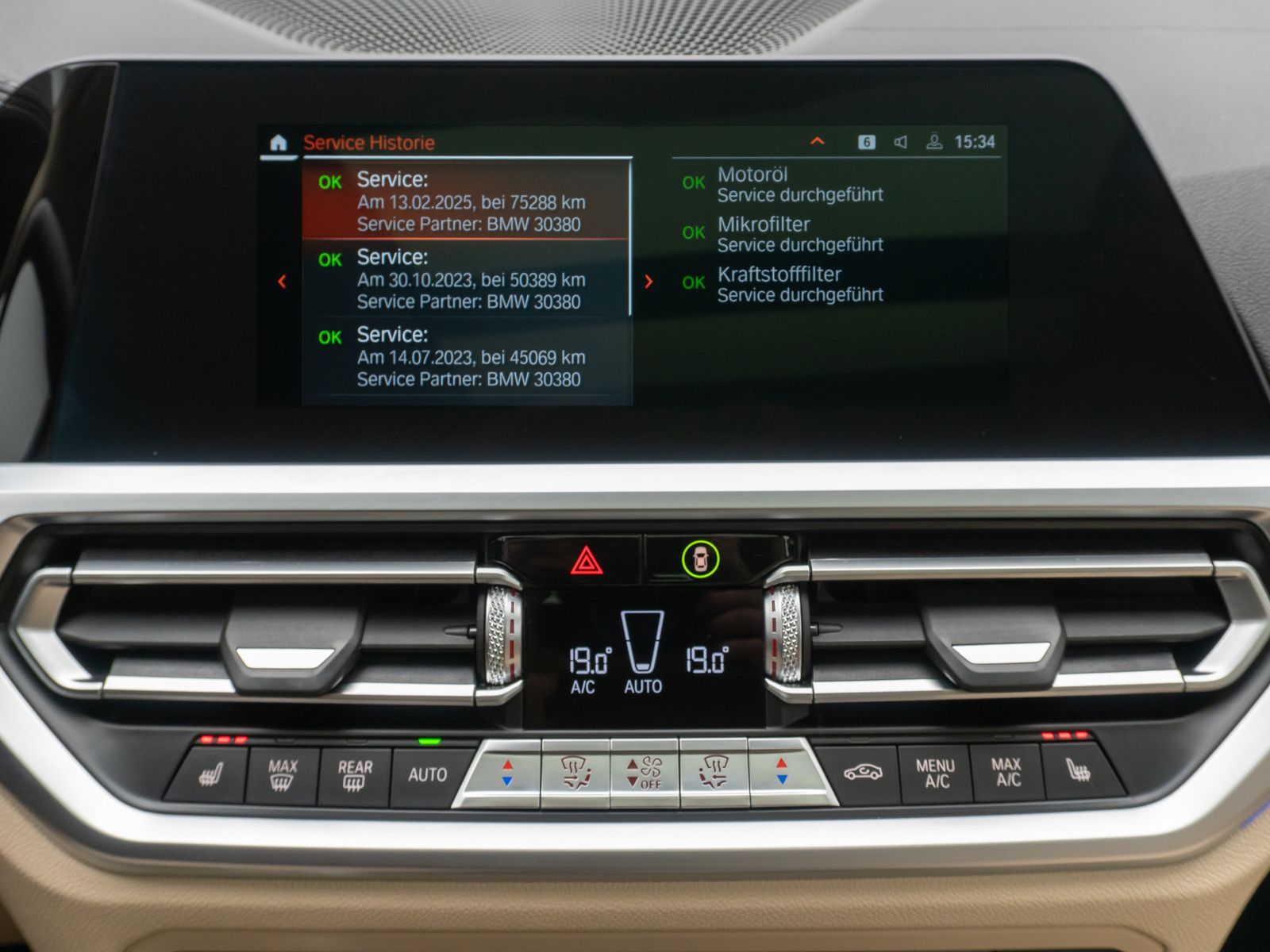 BMW 320d Luxury Line - Samsaru's Car Outlet