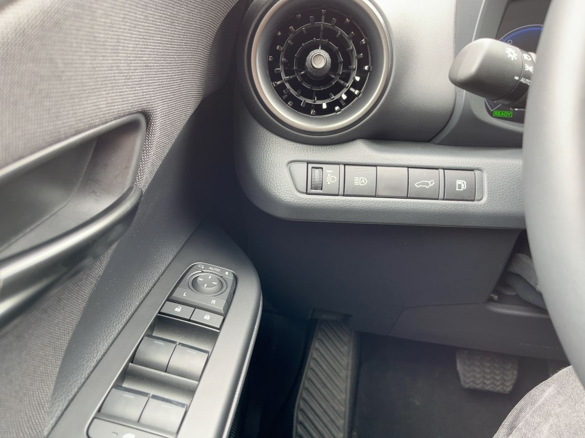 Toyota C-HR 1.8 FWD Team Deutschland Navi*KAM*DAB*SHZ