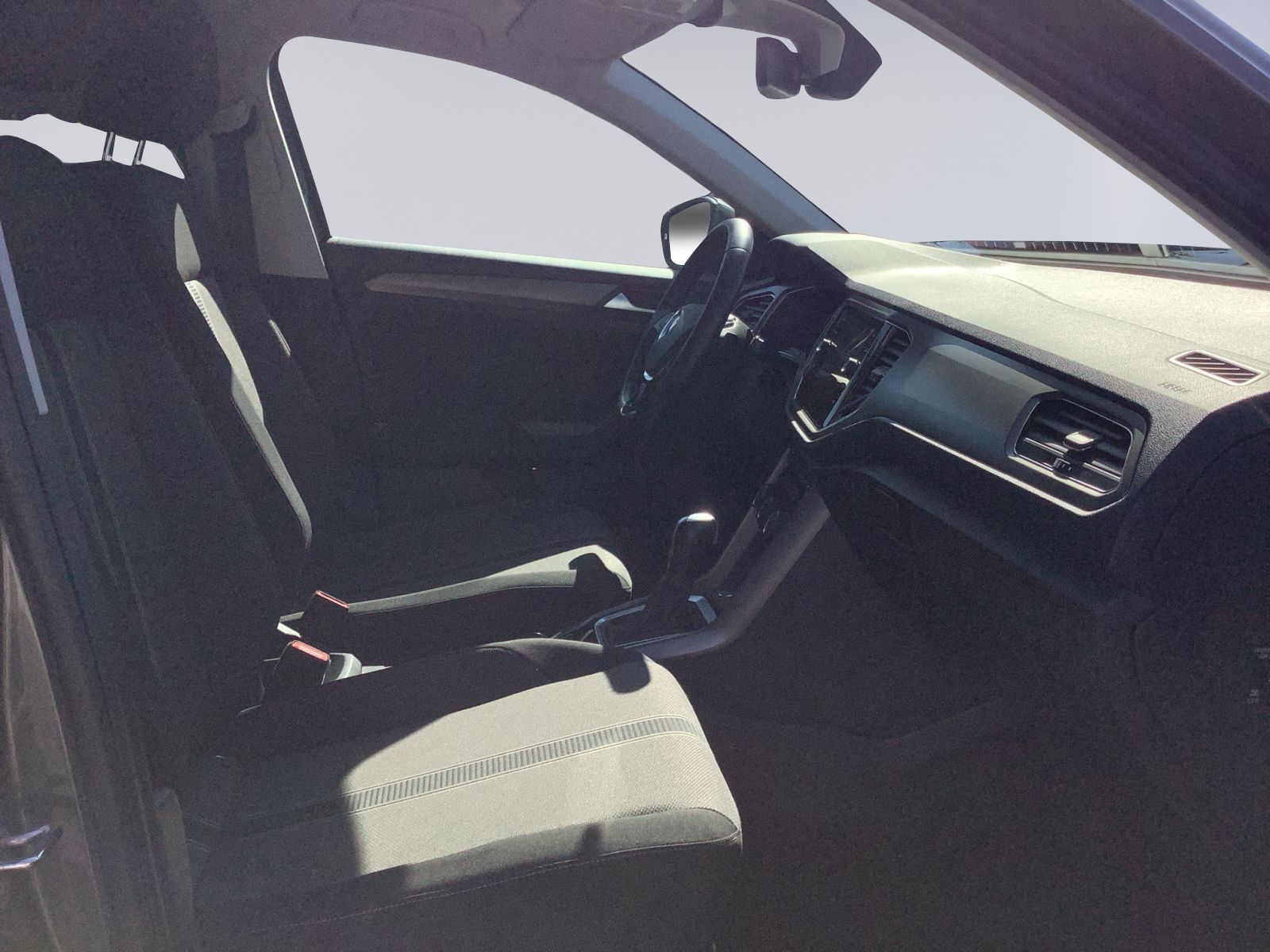 Volkswagen T-Roc 1.5TSI DSG STYLE - Samsaru's Car Outlet