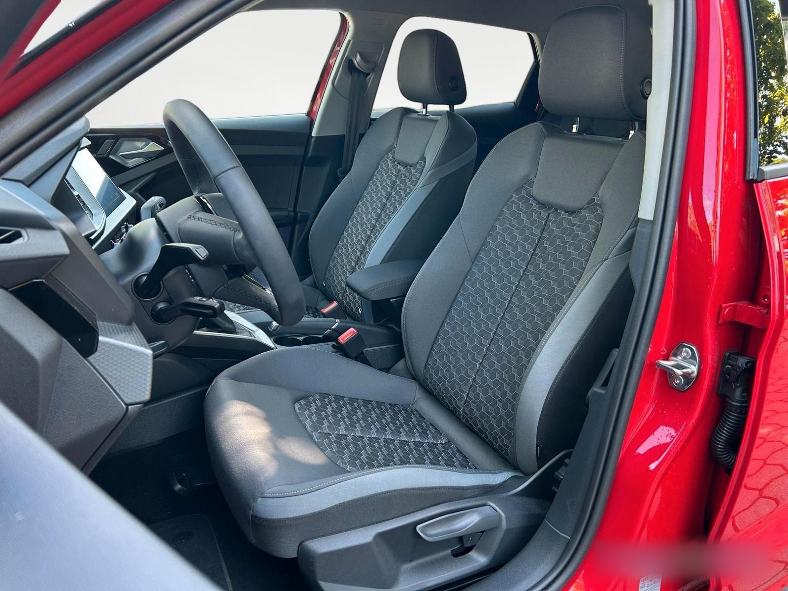 Audi A1 Sportback 25 TFSI S tronic - Samsaru's Car Outlet