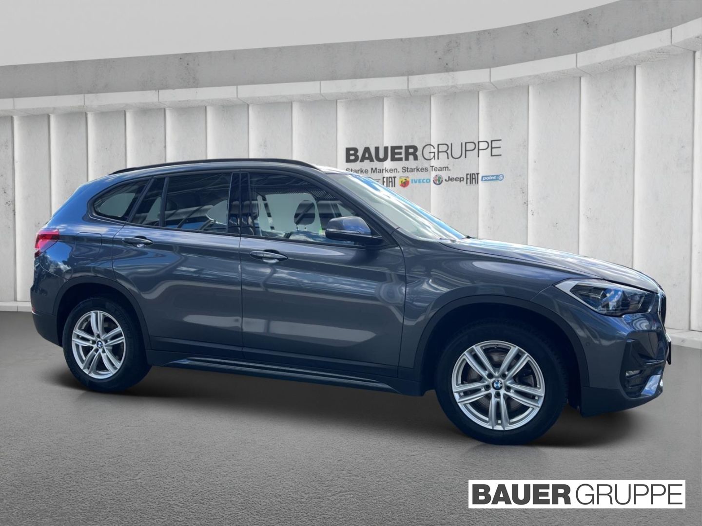 BMW X1 xDrive 20 d Sport Line - Samsaru's Car Outlet