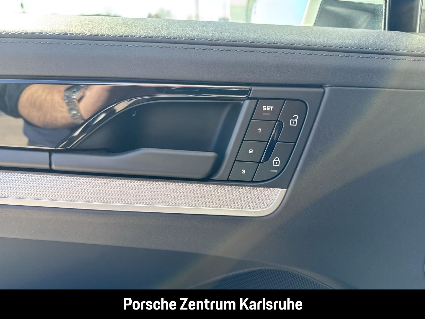 Porsche Cayenne E-Hybrid BOSE Luftfederung InnoDrive LED