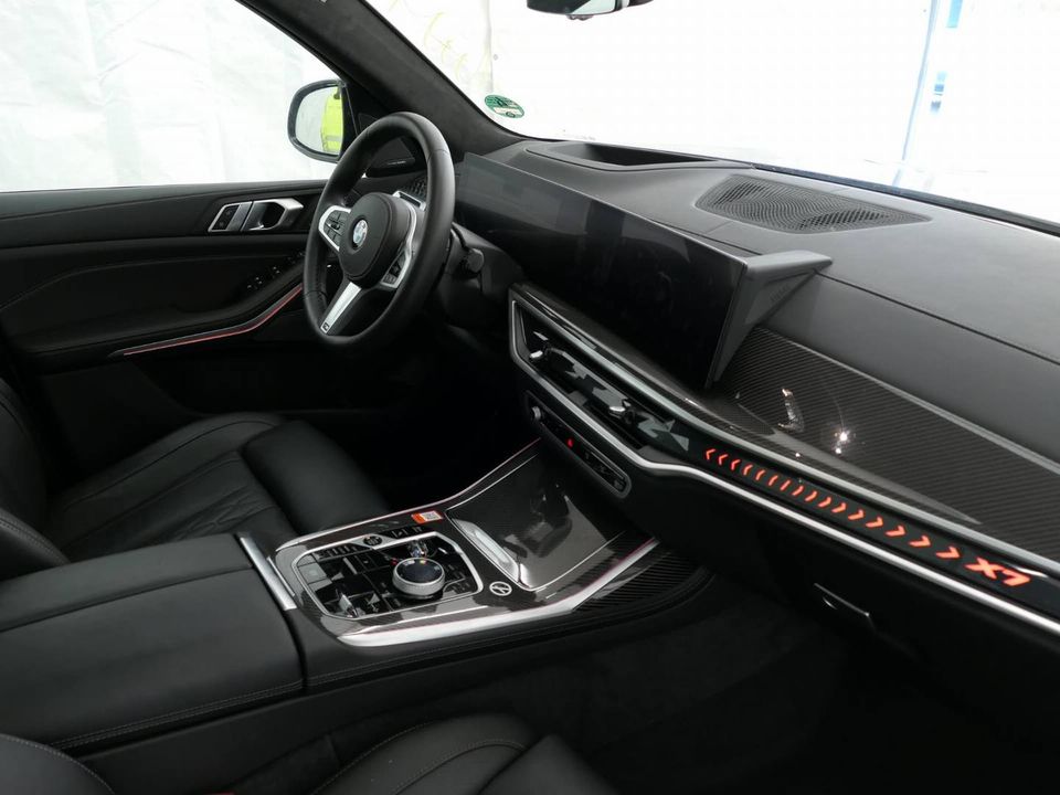 BMW X7 xDrive40i M Sportpaket*Standhzg*ab 3,49% eff.