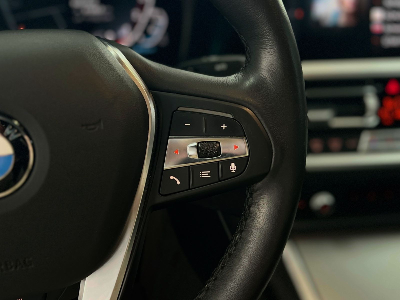 BMW 330 e Lim. Luxury Line 3D+HuD+Laser+Dashcam uvm.