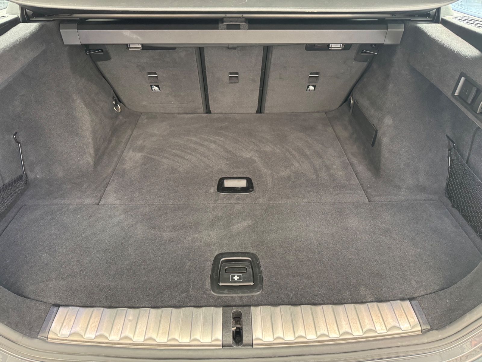 BMW 330 Touring i M Sport - Samsaru's Car Outlet