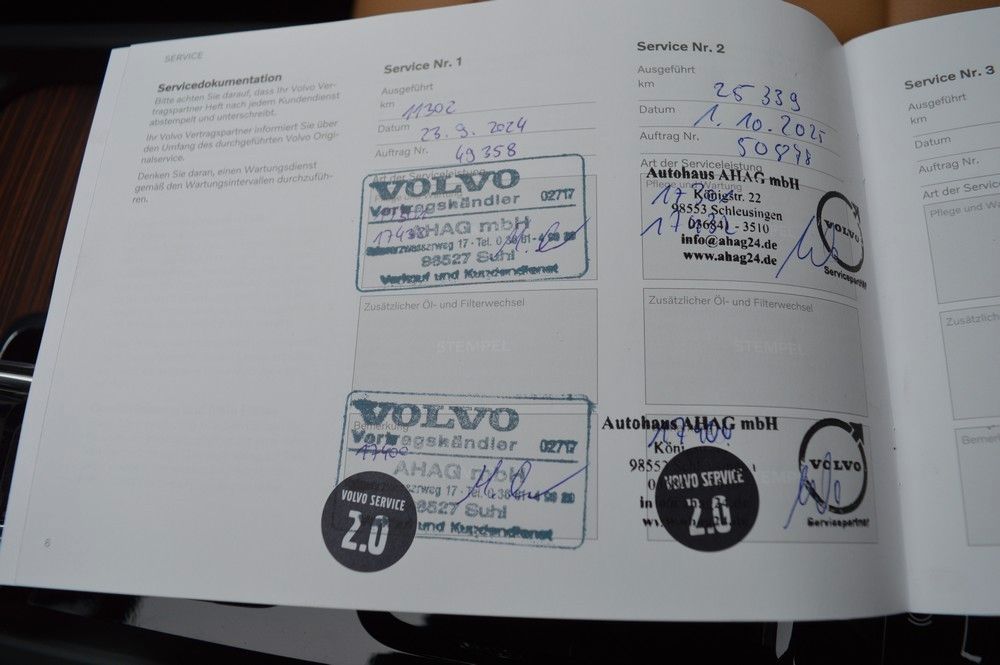 Volvo XC60 B4 D AWD Plus Dark Auto *Nappa Amber+AHK+WR