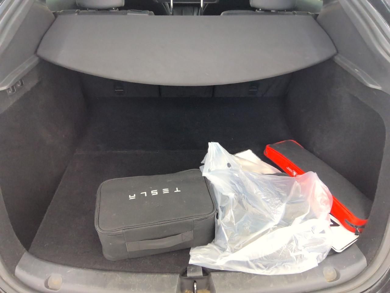 Tesla Model Y Standard RWD Plus 351pk 94.2% SoH [ TREK