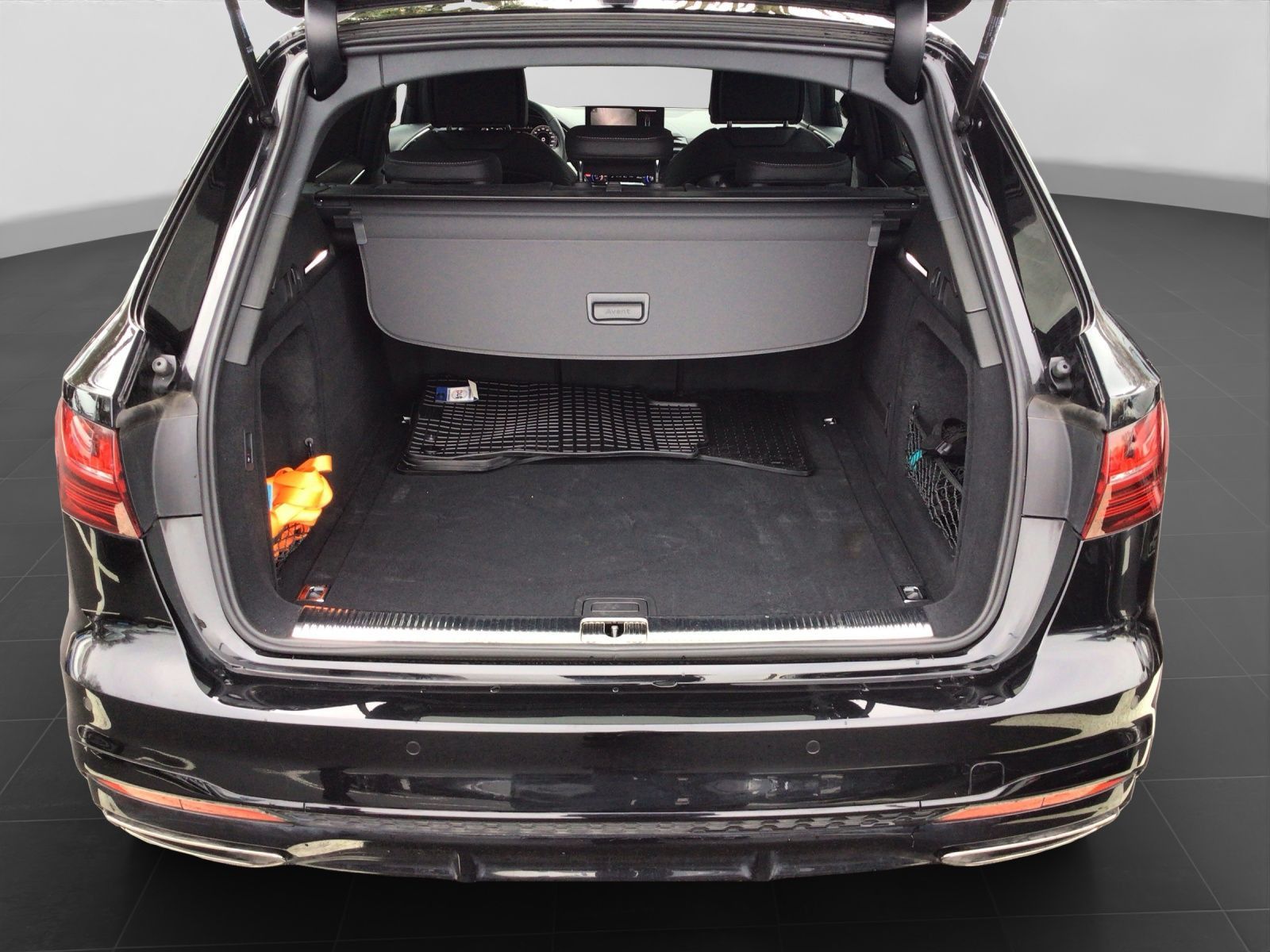 Audi A4 Avant 40 TFSI Q 2x S LINE LM19 AHK MATRIX-LED