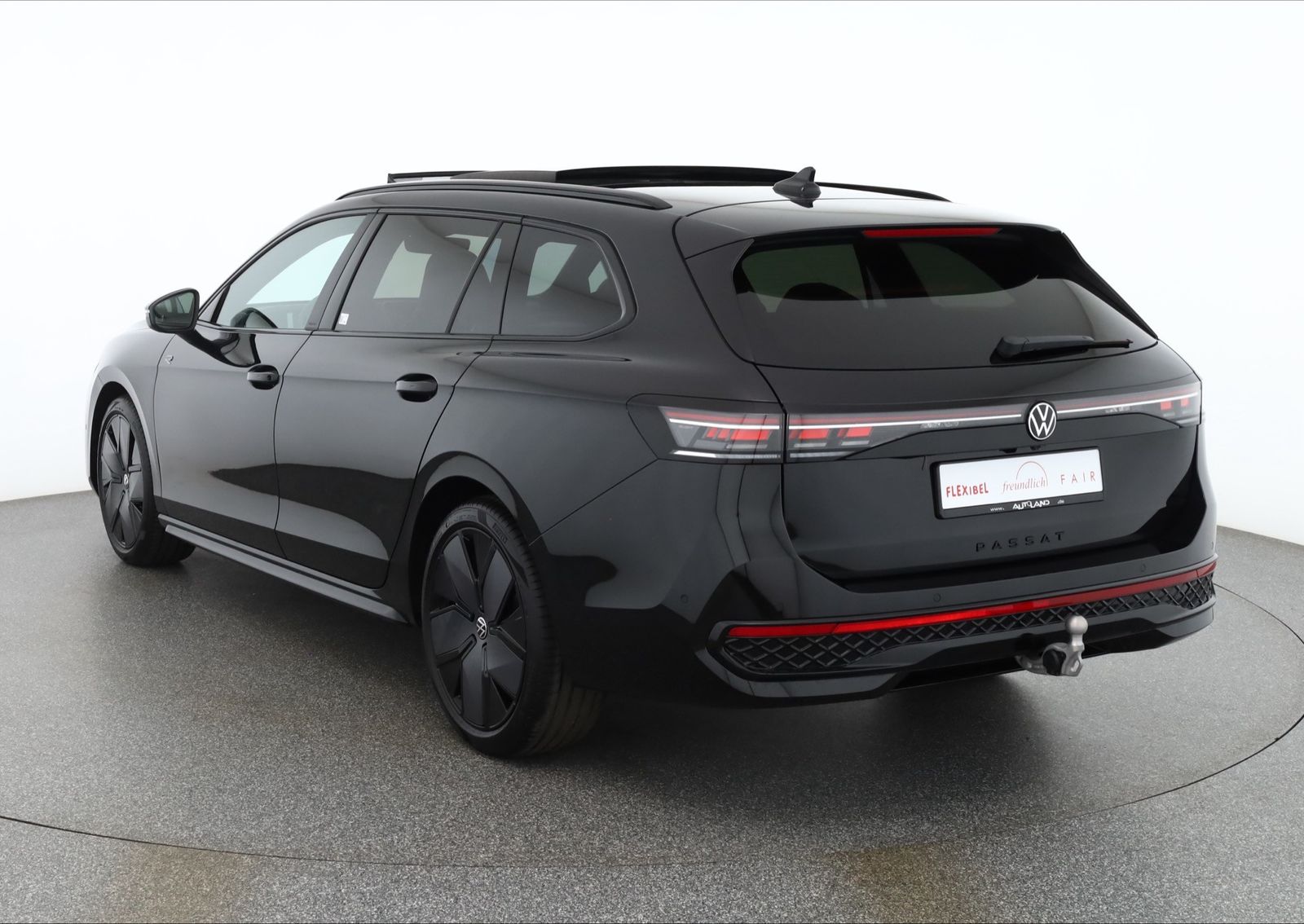 Volkswagen Passat Variant R-Line 2.0 TSI DSG Matrix Pano AH