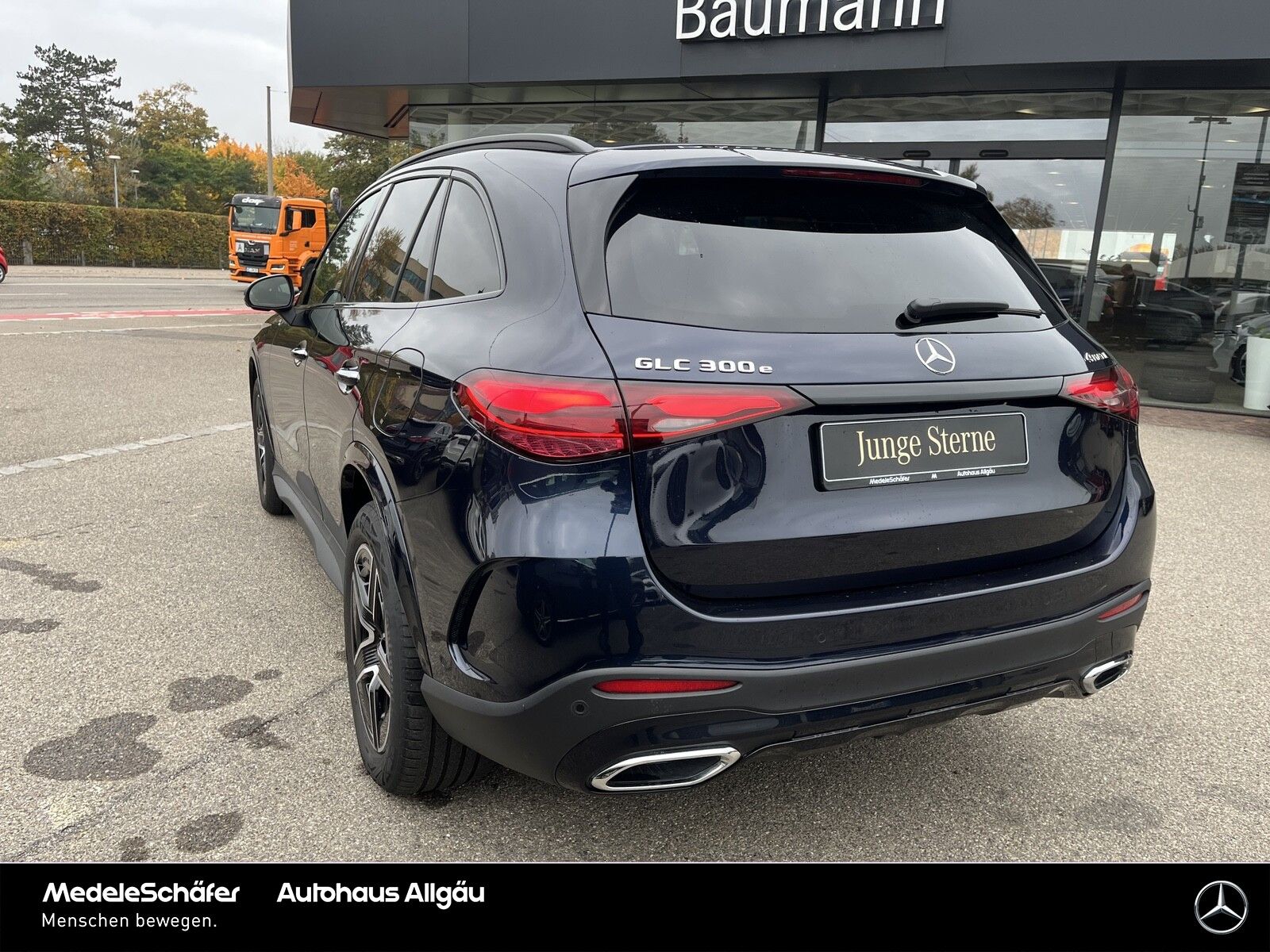 Mercedes-Benz GLC 300 e 4M AMG Night AHK Distronic Pano 360°