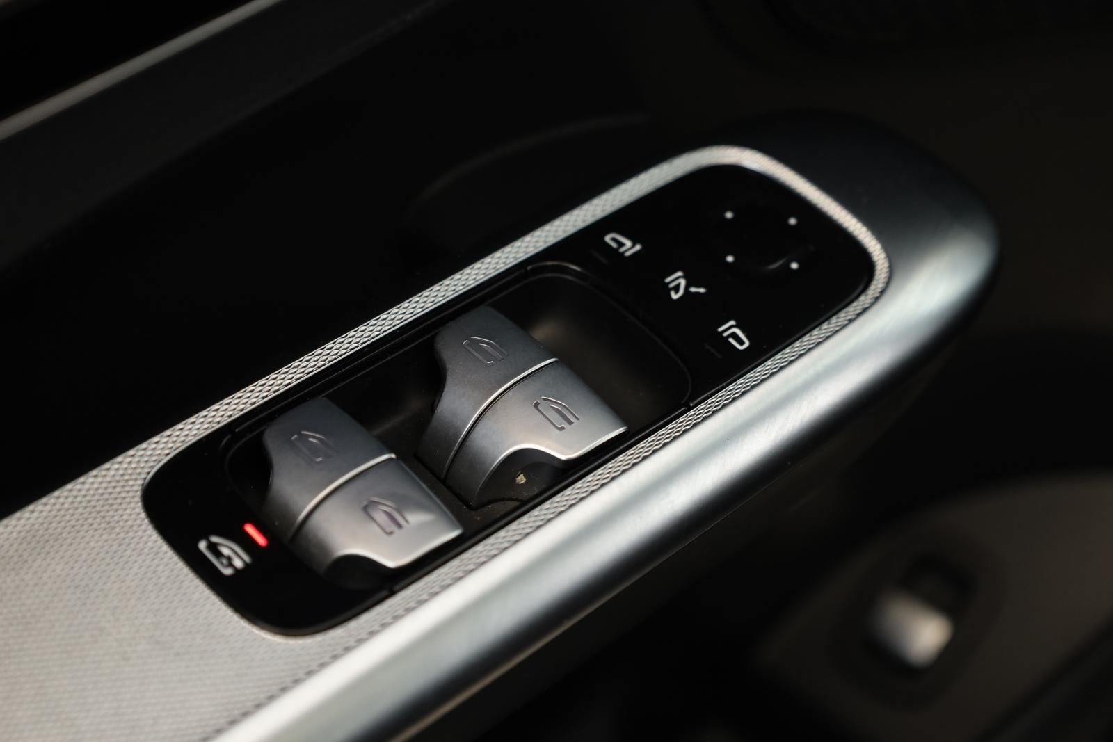 Mercedes-Benz GLC 300 d 4M AMG Advanced Night DIGITAL Pano AHK