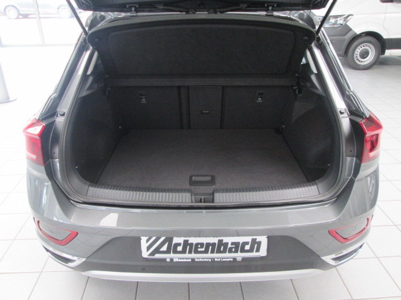Volkswagen T-Roc Style 2.0 TDI 4Motion DSG - Samsaru's Car Outlet