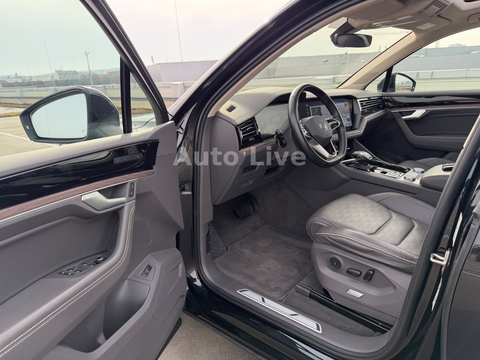 Volkswagen Touareg 3.0 TDI*Atmosphere*PAN*MATR*LUFT*360*VOL