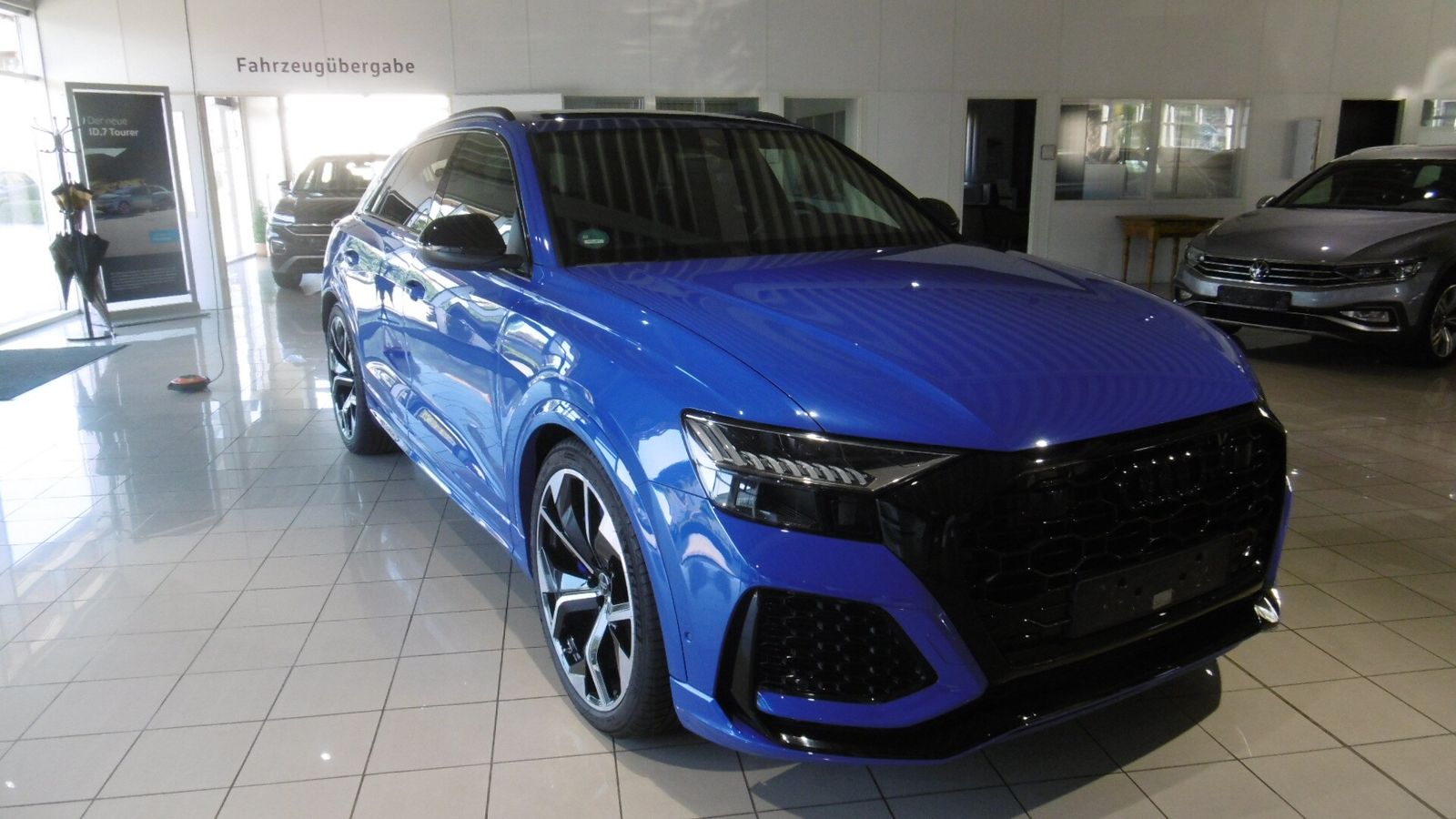 Audi RS Q8 SUV Essentials Garantie Individual RS2
