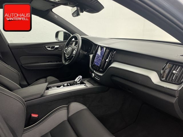 Volvo XC60 B4 AWD PLUS DARK - Samsaru's Car Outlet