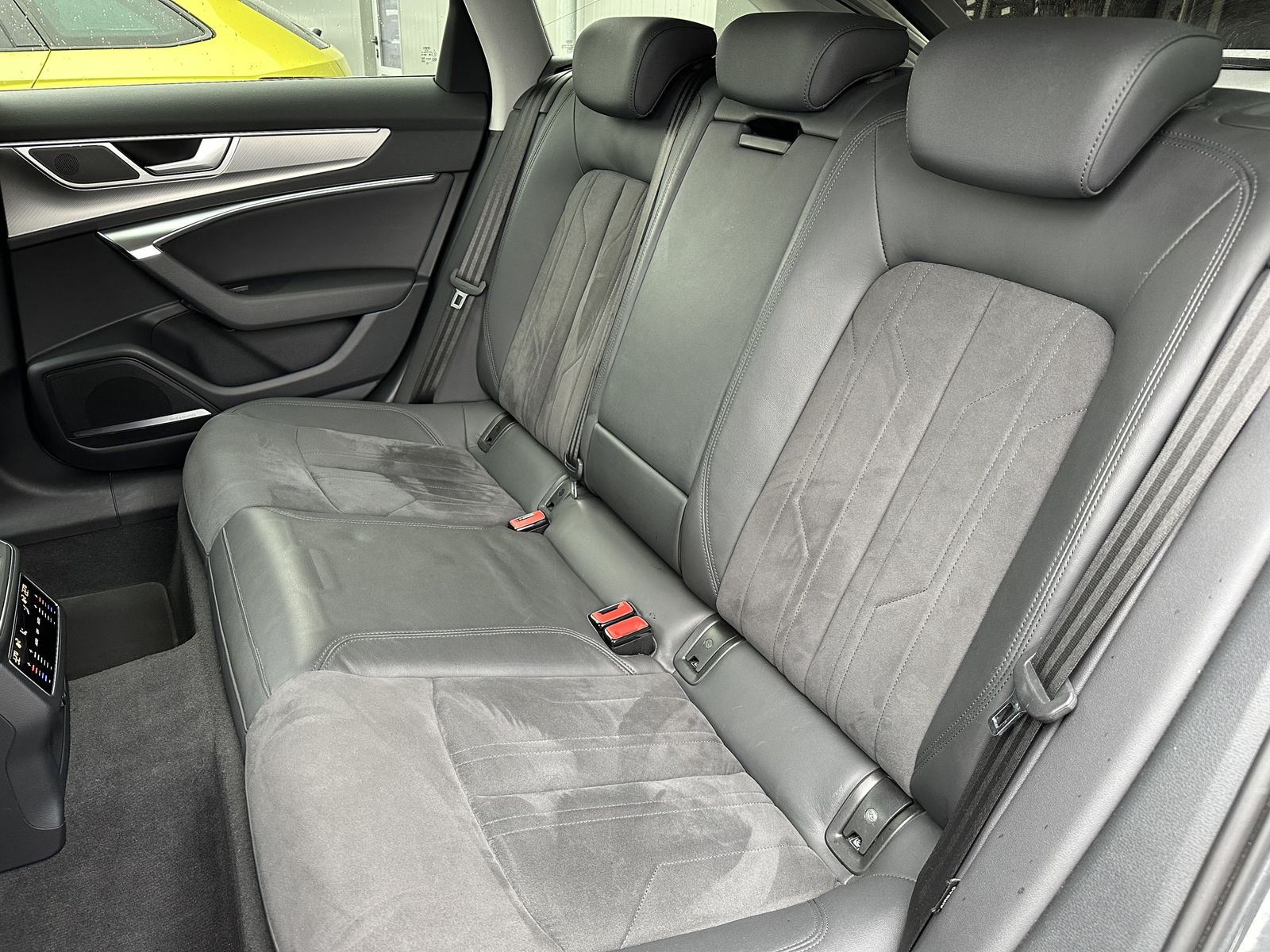Audi A6 Avant 40 TDI Qu S-Line NAV+LED+ACC+AHK+VCOCK