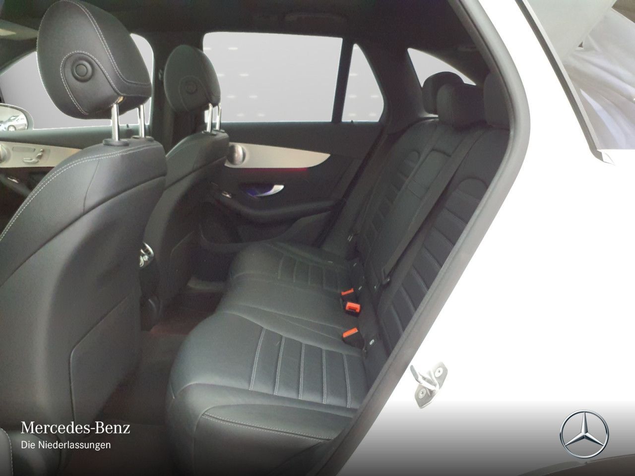 Mercedes-Benz GLC 300 e 4M AMG - Samsaru's Car Outlet