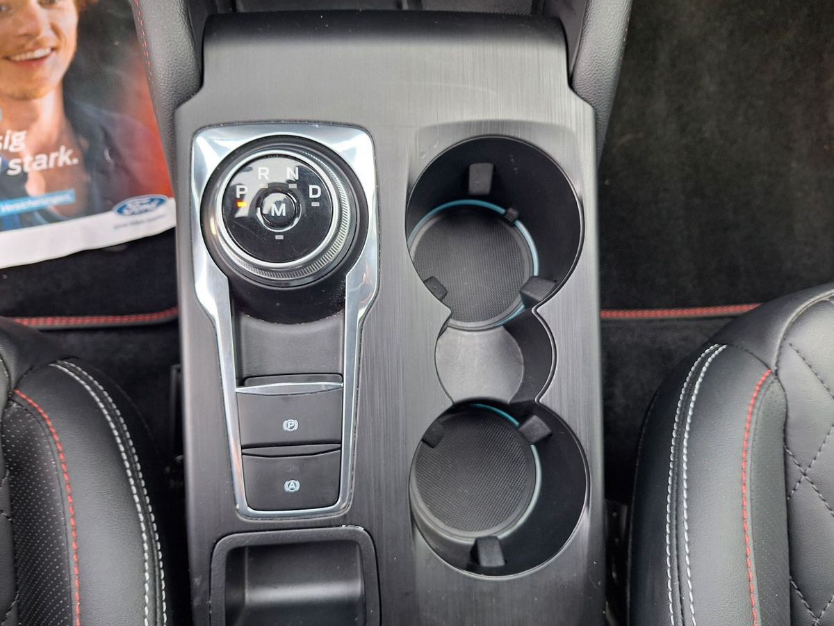 Ford Focus Turnier ST-Line X AHK NAVI LED PDC RFK LMF
