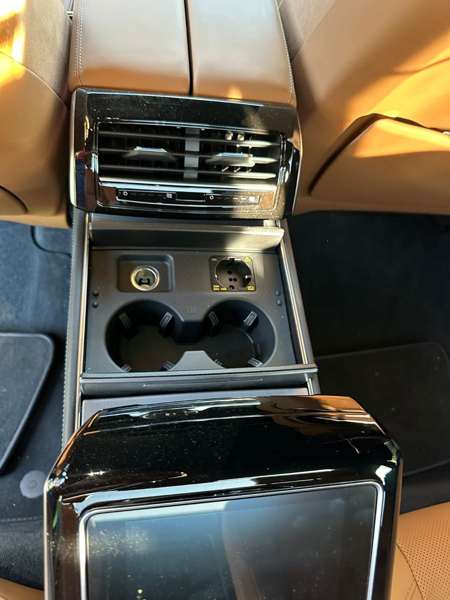 Audi A8 60 TFSI L quattro - Samsaru's Car Outlet
