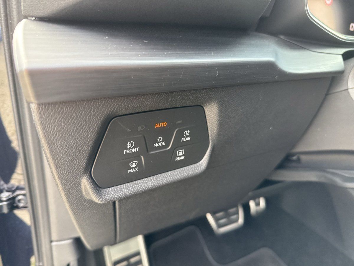 Cupra Formentor VZ 2.0 TSI 4DRIVE NAVI+PANO+AHZV+LED