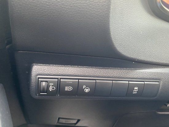 Toyota Corolla 1.8 Hybrid e-CVT Dynamic Plus - Samsaru's Car Outlet