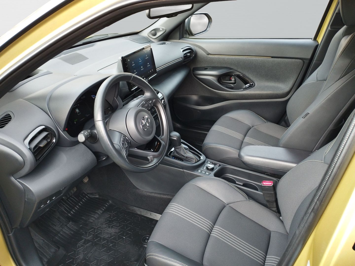 Toyota Yaris Cross Hybrid AWD-i(4x4) Adventure+Allwette