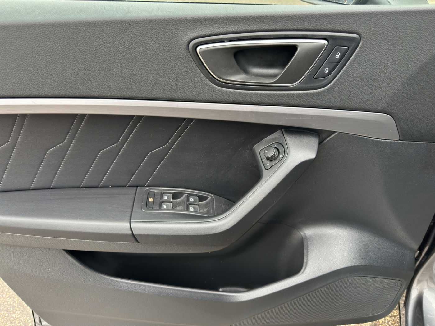 Seat Ateca 1.5 TSI FR  //5 J. Garantie /Navi/Sitzheiz