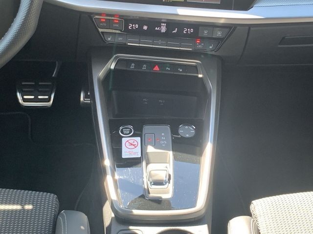 Audi A3 Sportback 1.0 TFSI S-line S-tronic AHK Navi